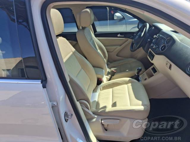 2013 VOLKSWAGEN TIGUAN 