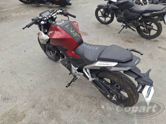 2026 HONDA CB 300F 
