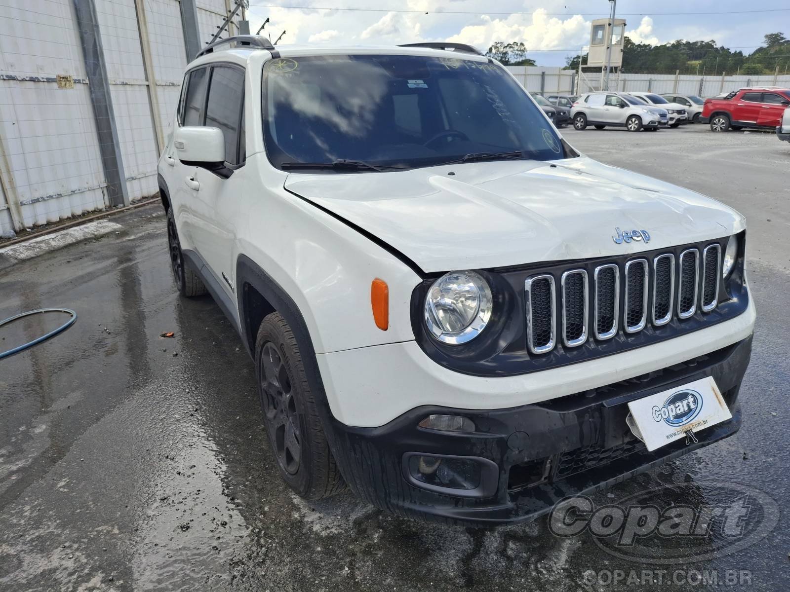 Veículo Fiat Renegade Jeep Renegade Longitude 1.8 16V E.torQ 2016 2016 em leilão