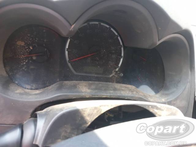 2012 TOYOTA HILUX CD 