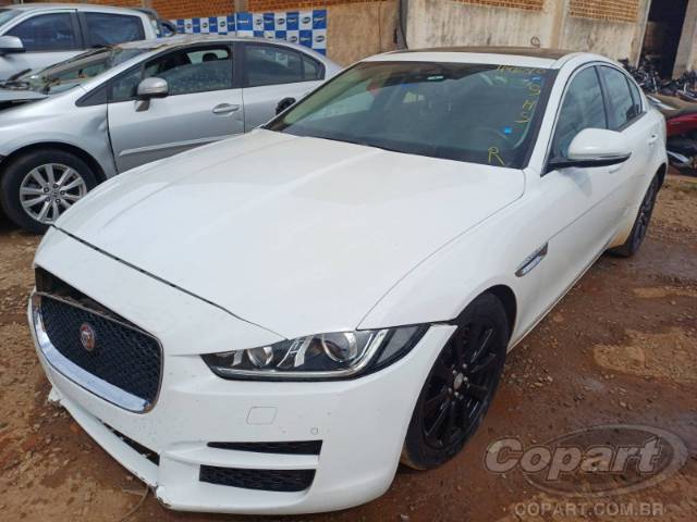 2016 JAGUAR XE 