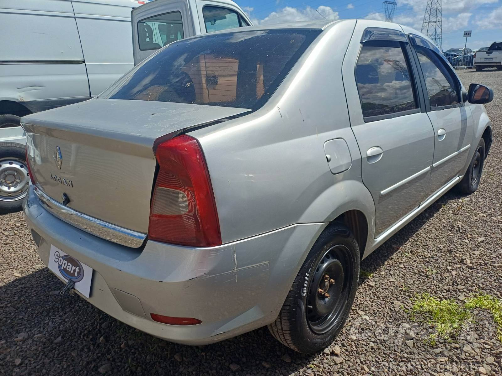 Foto 4: 2013 RENAULT LOGAN