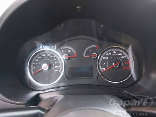 2015 FIAT GRAND SIENA 