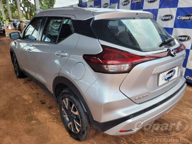 2022 NISSAN KICKS 