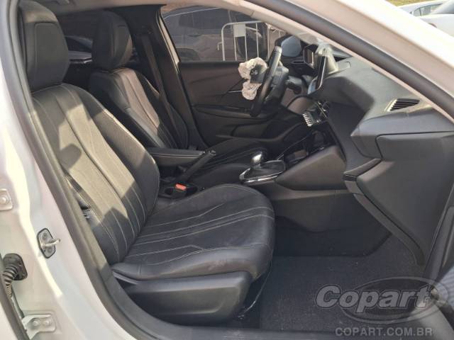 2022 PEUGEOT 208 