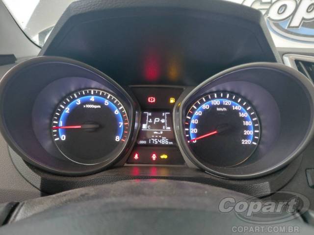 2015 HYUNDAI HB20 