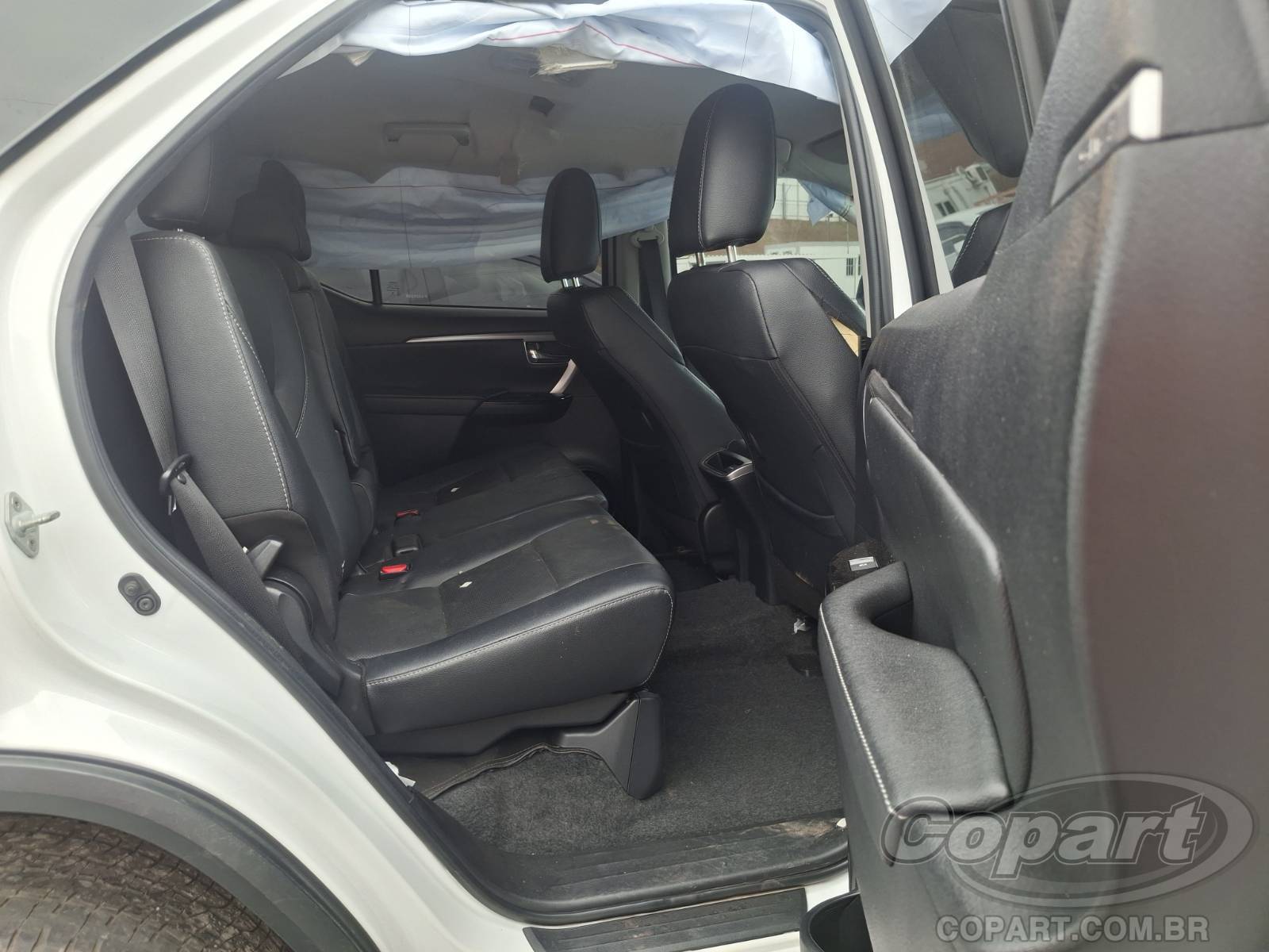 2023 TOYOTA SW4 — foto 6 de 13