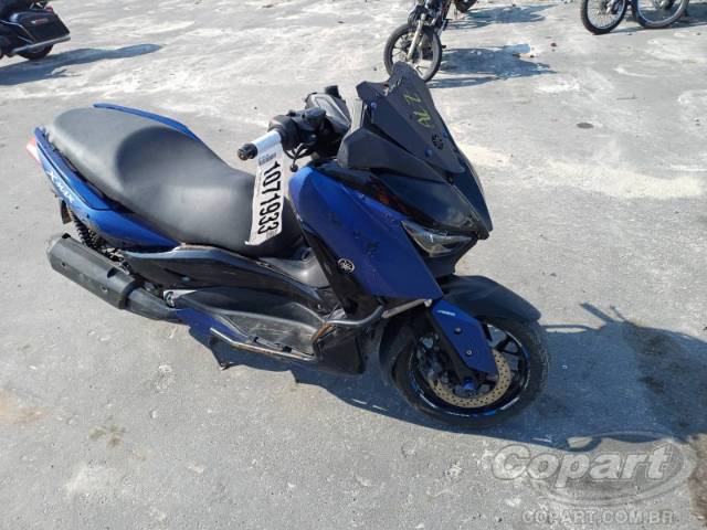 2021 YAMAHA XMAX 