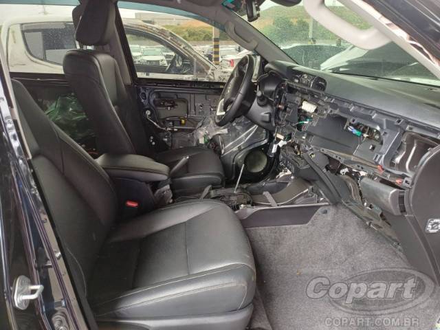 2023 TOYOTA HILUX CD 