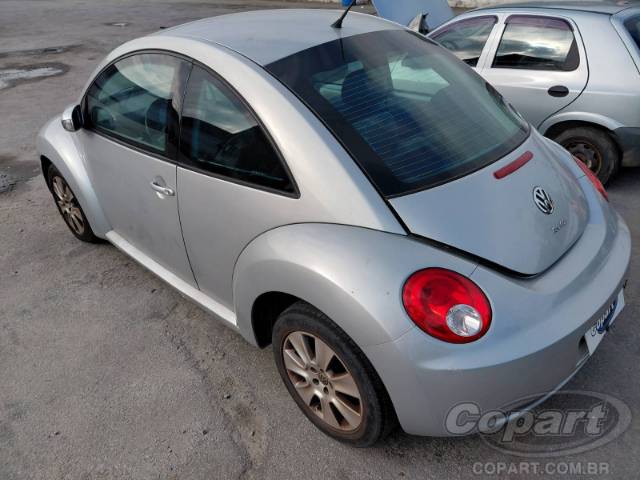 2008 VOLKSWAGEN NEW BEETLE 