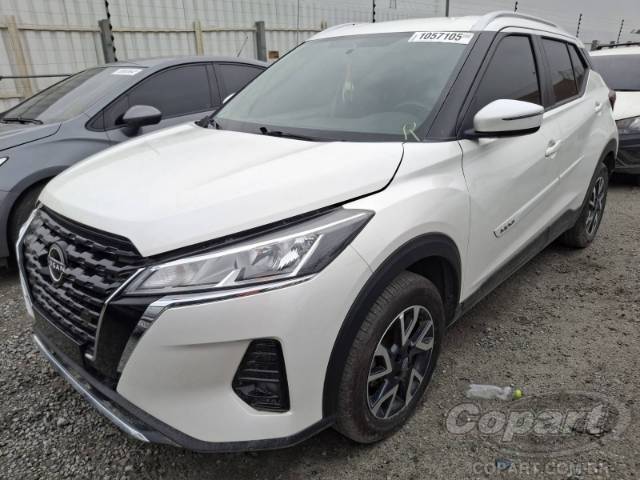 2024 NISSAN KICKS 