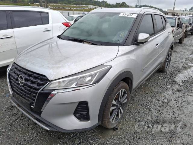 2023 NISSAN KICKS 