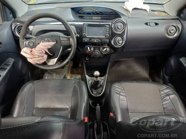 2016 TOYOTA ETIOS SEDA 