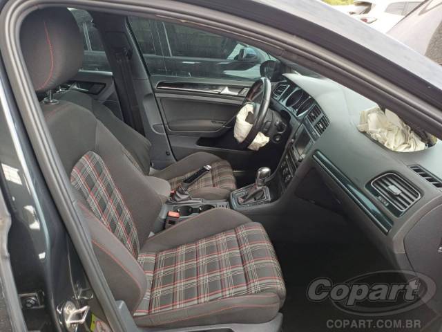 2017 VOLKSWAGEN GOLF 