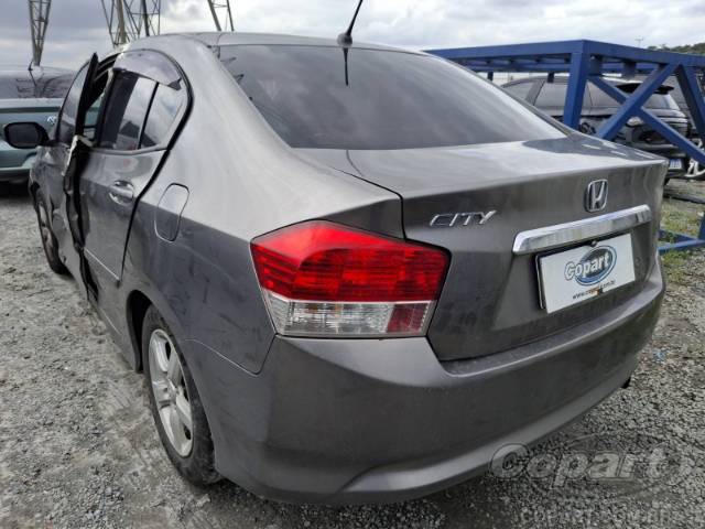 2011 HONDA CITY 