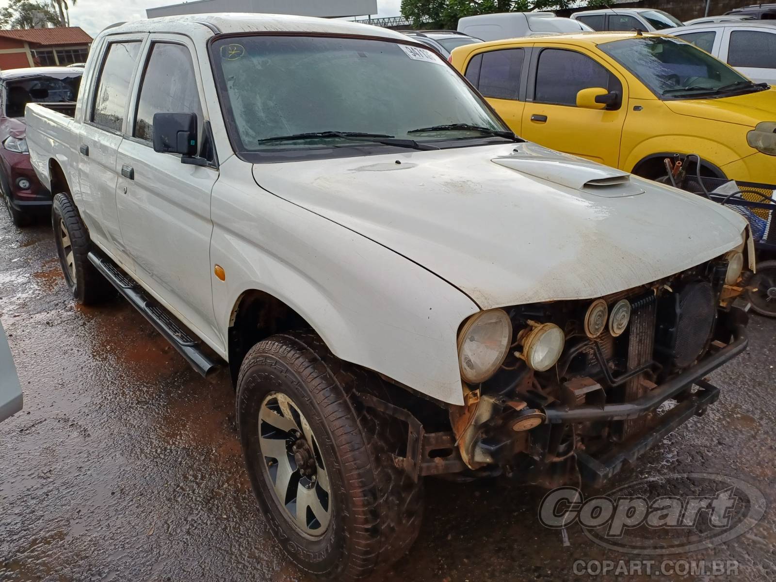 Veículo Mitsubishi L200 Mitsubishi L200 Outdoor CD GL 2.5 Turbo 2012 Pequena Monta 2012 em leilão