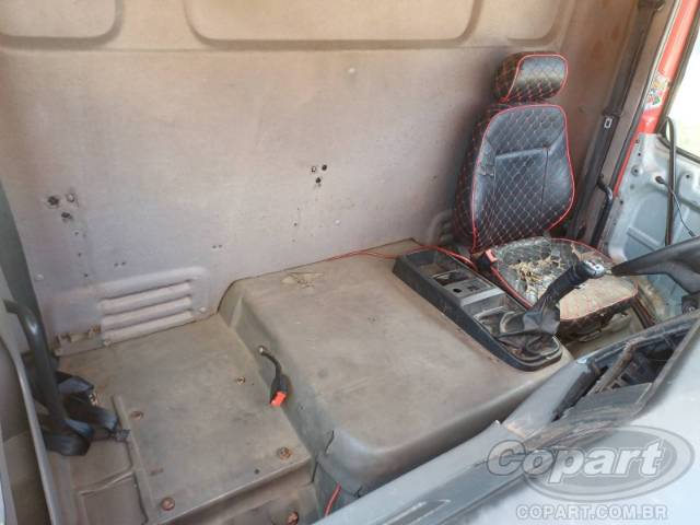 2013 VOLKSWAGEN CONSTELLATION 