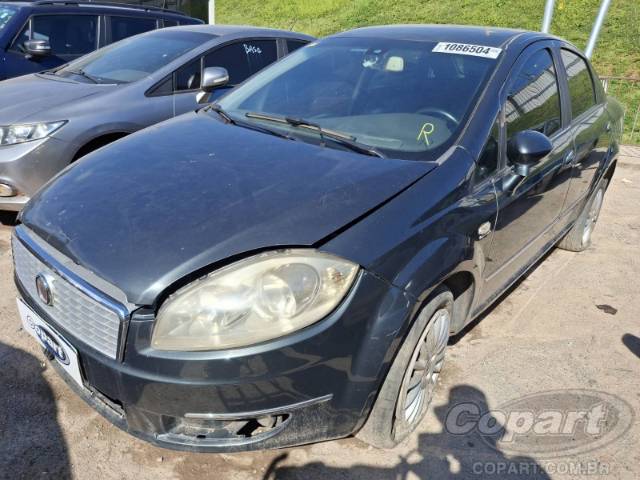 2011 FIAT LINEA 