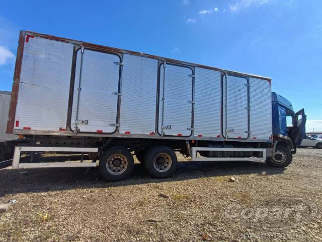 2011 MERCEDES BENZ ATEGO 