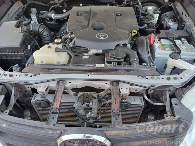 2022 TOYOTA HILUX CD 