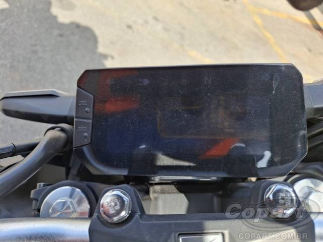 2025 HONDA CB 300F 