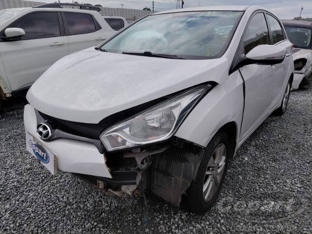 2015 HYUNDAI HB20 