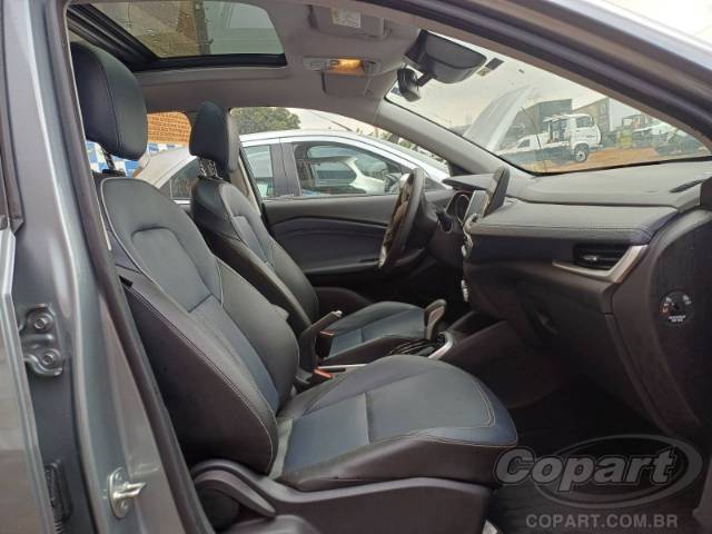 2025 CHEVROLET TRACKER 