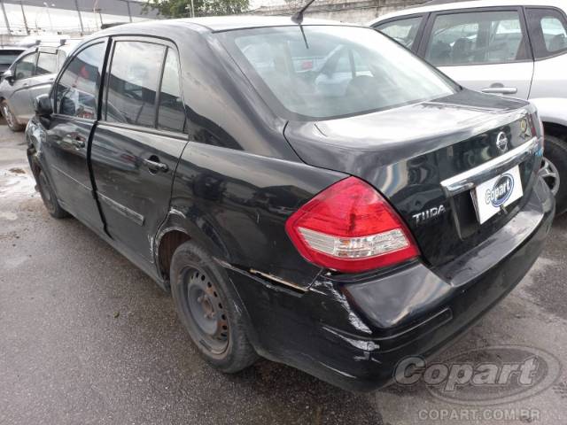 2011 NISSAN TIIDA SEDAN 