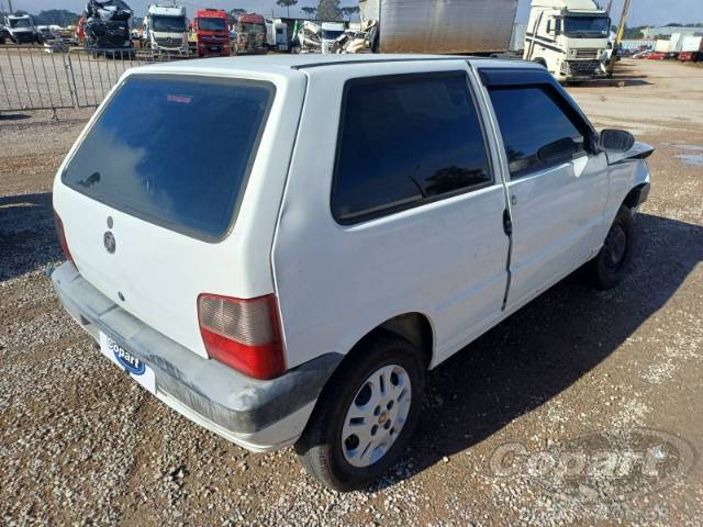 2013 FIAT UNO 