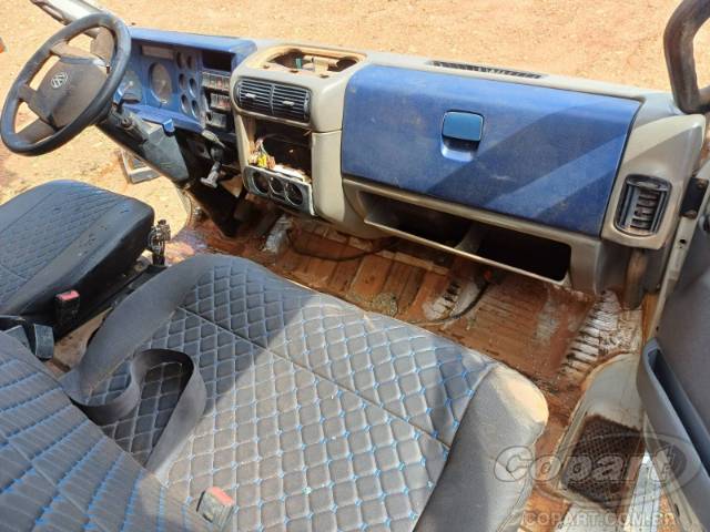 2011 VOLKSWAGEN WORKER 