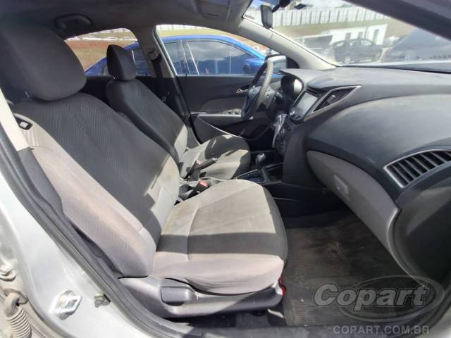 2014 HYUNDAI HB20S 