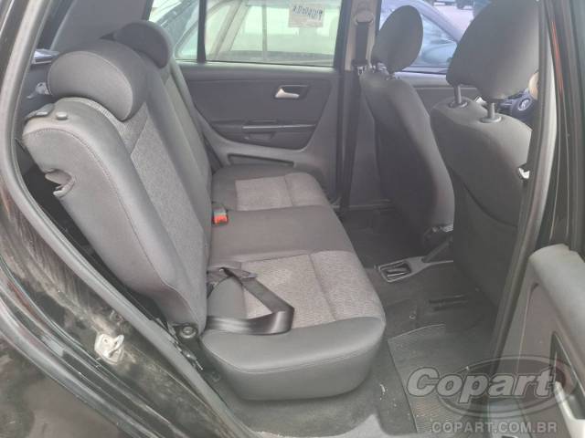 2014 VOLKSWAGEN FOX 
