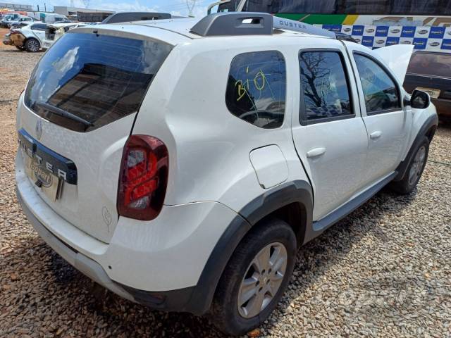 2020 RENAULT DUSTER 