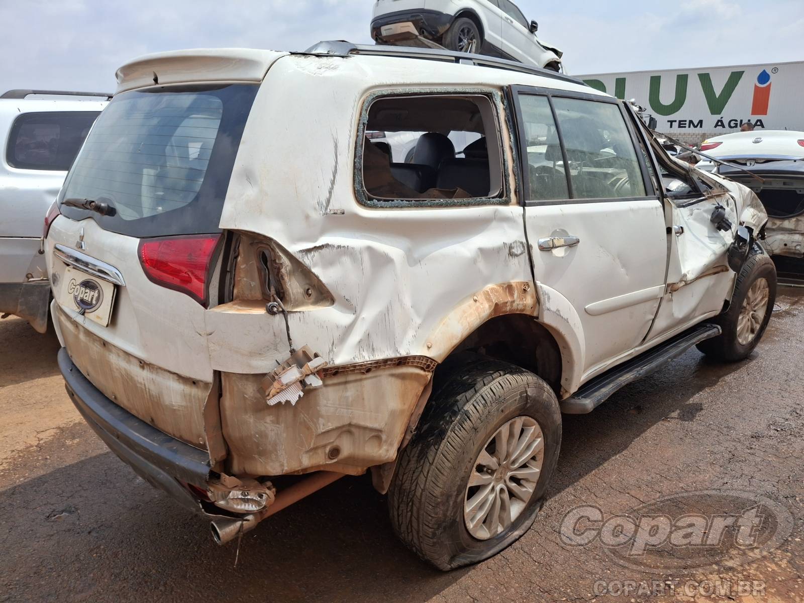 2015 MITSUBISHI PAJERO DAKAR — foto 4 de 10
