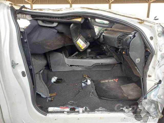 2025 TOYOTA HILUX CS 