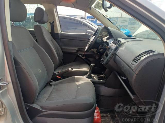 2010 VOLKSWAGEN POLO 