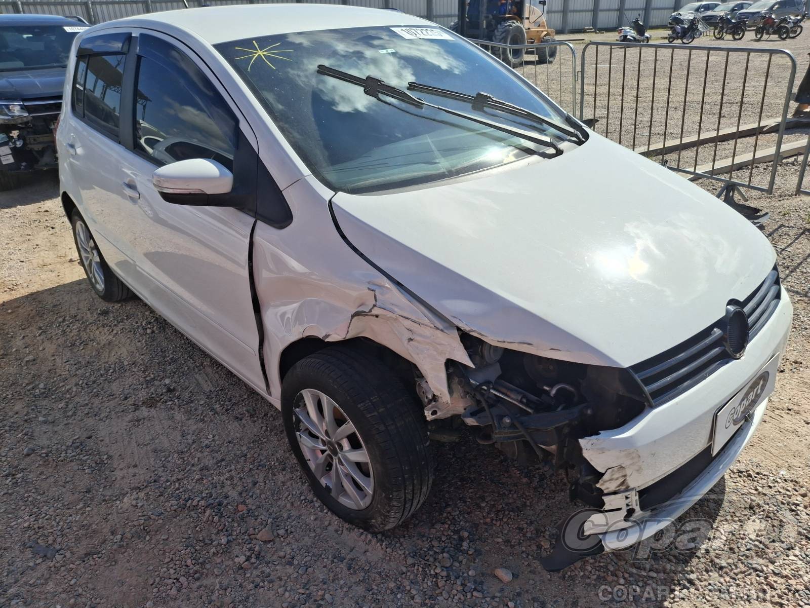 Veículo VW - VolksWagen Fox Volkswagen Fox 1.6 Total Flex 2014 em leilão