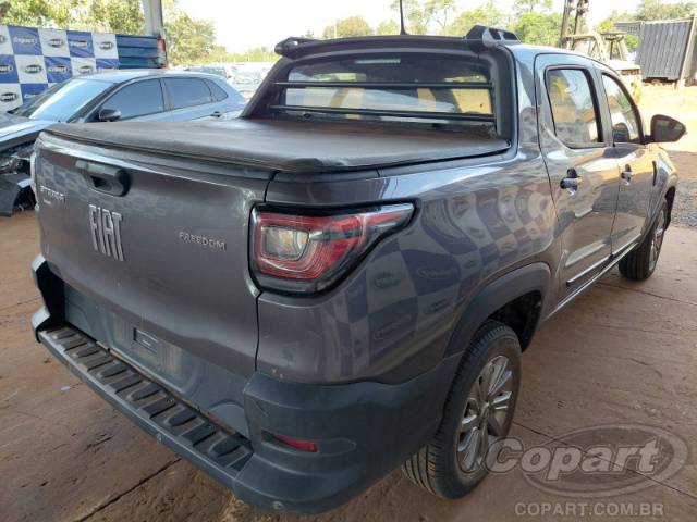 2021 FIAT STRADA CD 