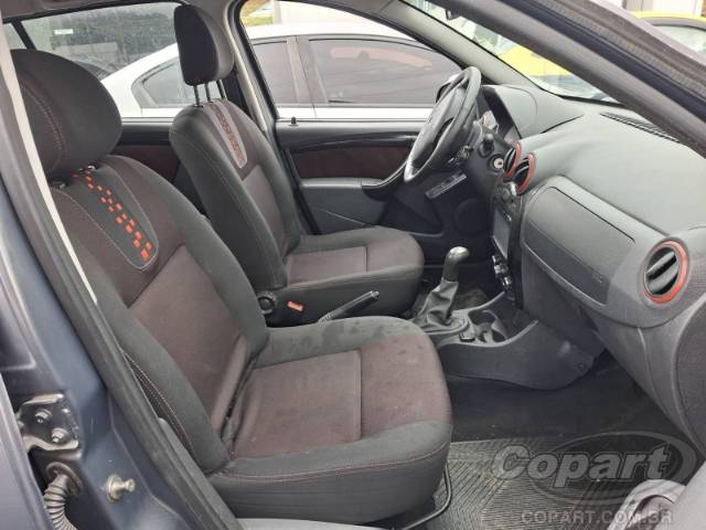 2014 RENAULT SANDERO 