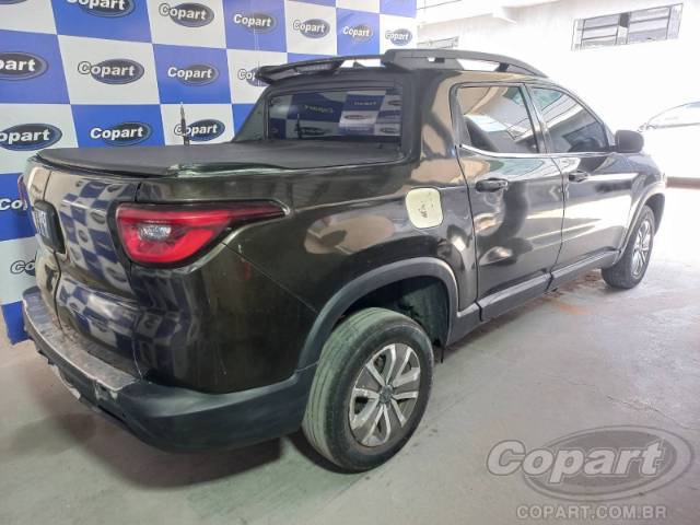 2017 FIAT TORO 