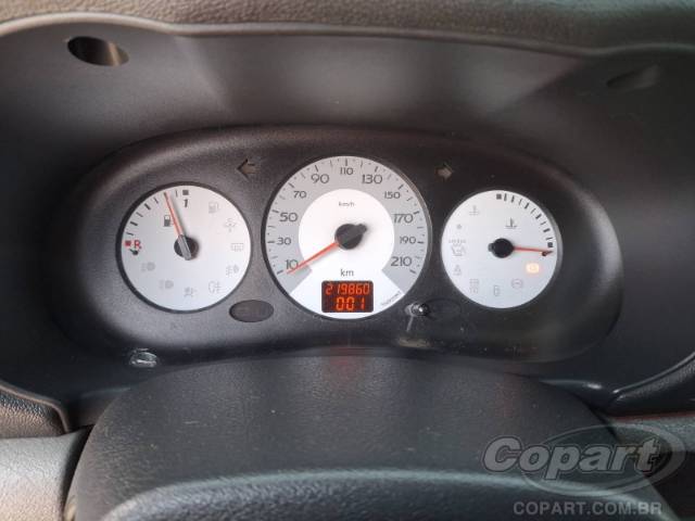 2011 RENAULT CLIO 