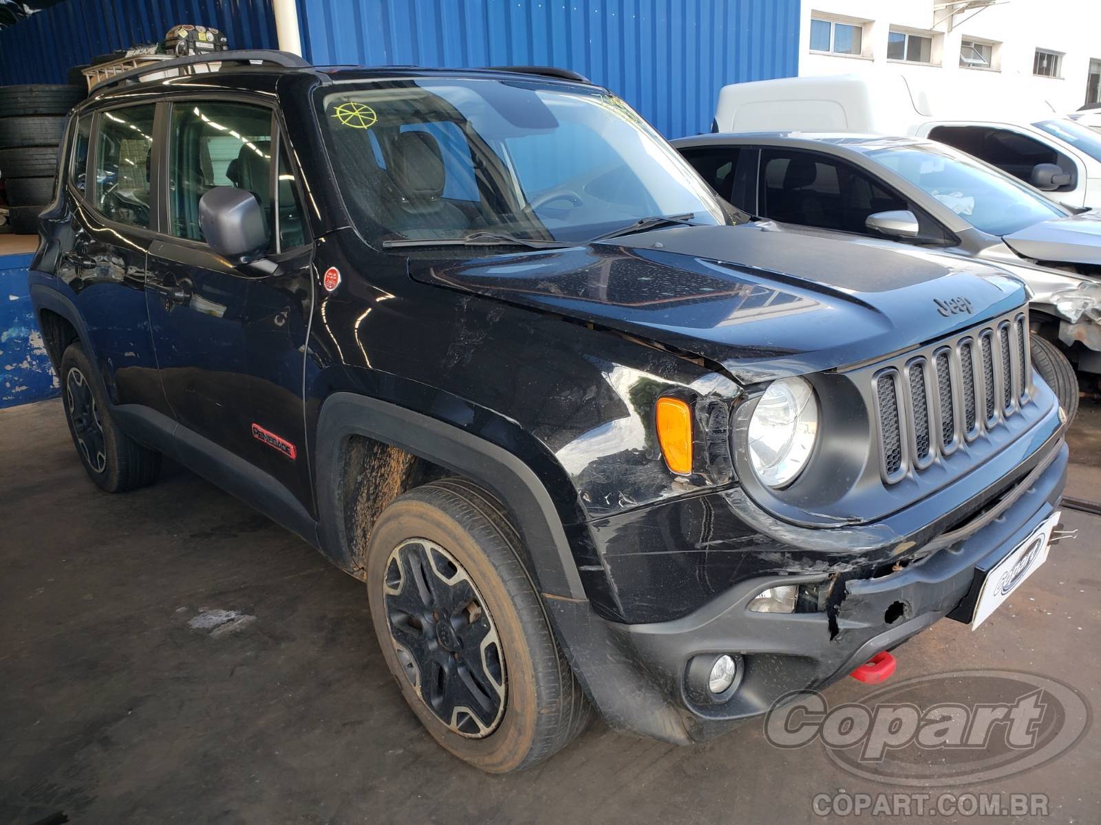 Veículo Fiat Renegade JEEP RENEGADE Trailhawk 2.0 MultiJet Turbo 2016 em leilão