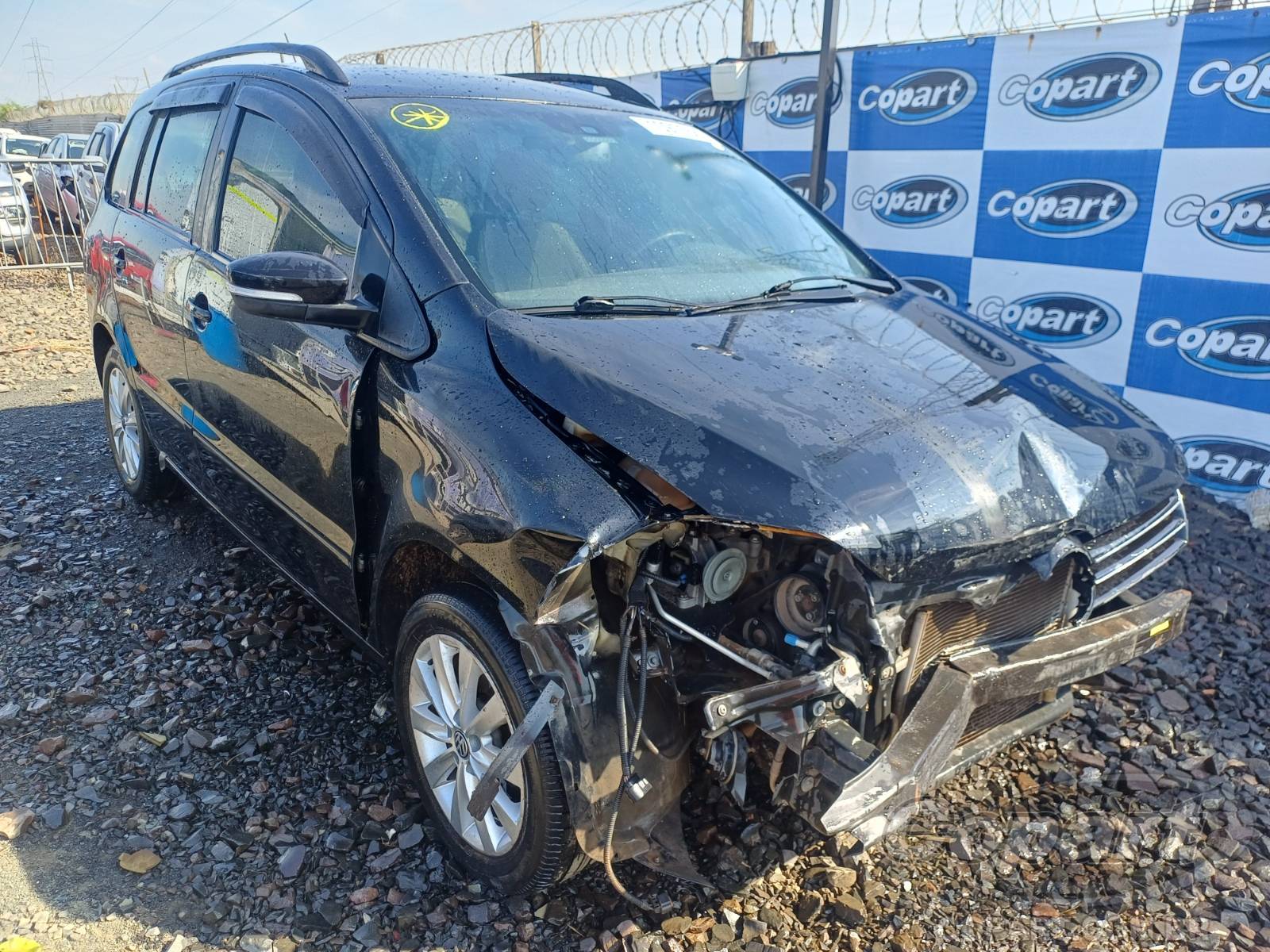 Veículo VW - VolksWagen Volkswagen VW SpaceFox 1.6 Total Flex 2011 em leilão