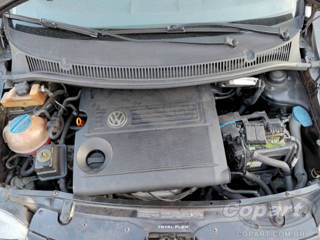2005 VOLKSWAGEN FOX 