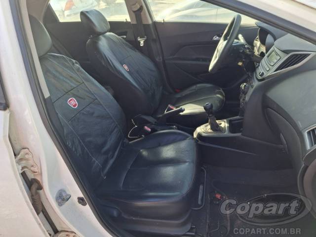 2015 HYUNDAI HB20 