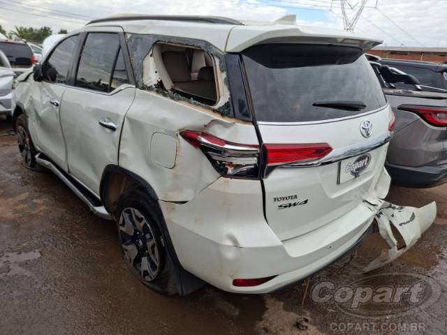 2019 TOYOTA SW4 