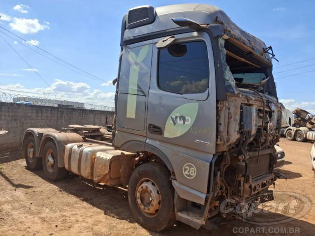 2023 MERCEDES BENZ ACTROS 