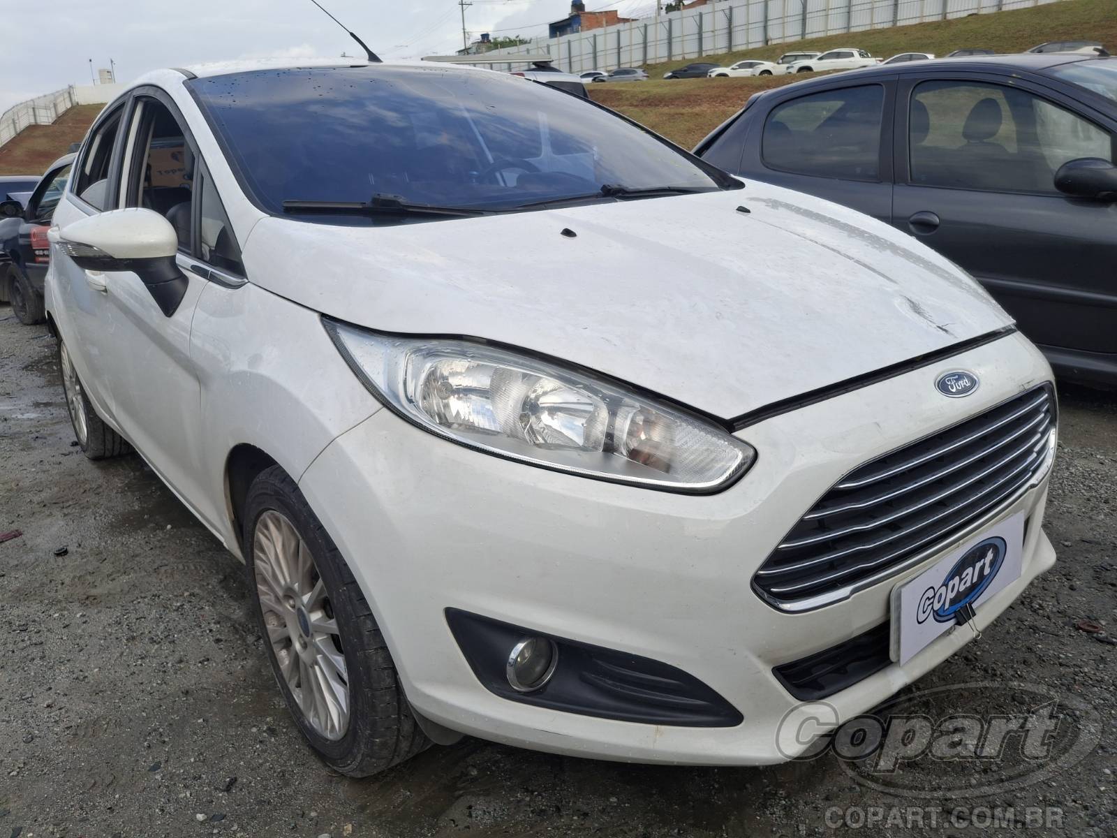 Veículo Ford Fiesta Fiesta Titanium PowerShift 1.0 EcoBoost Turbo 2017 em leilão