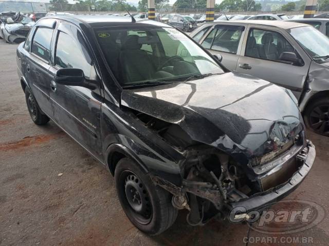 2011 CHEVROLET CORSA SEDAN 
