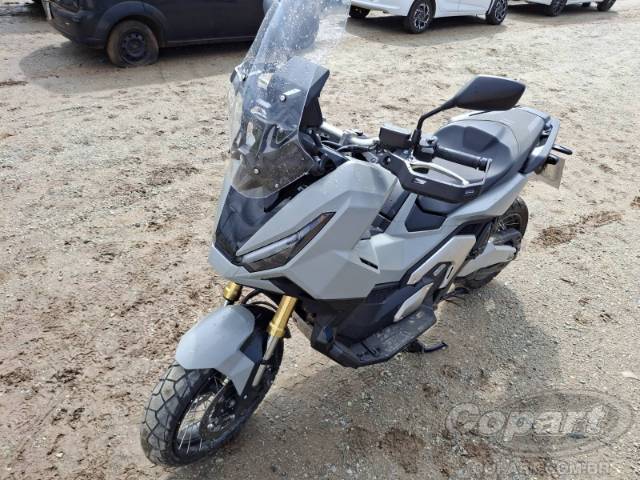 2026 HONDA X-ADV 